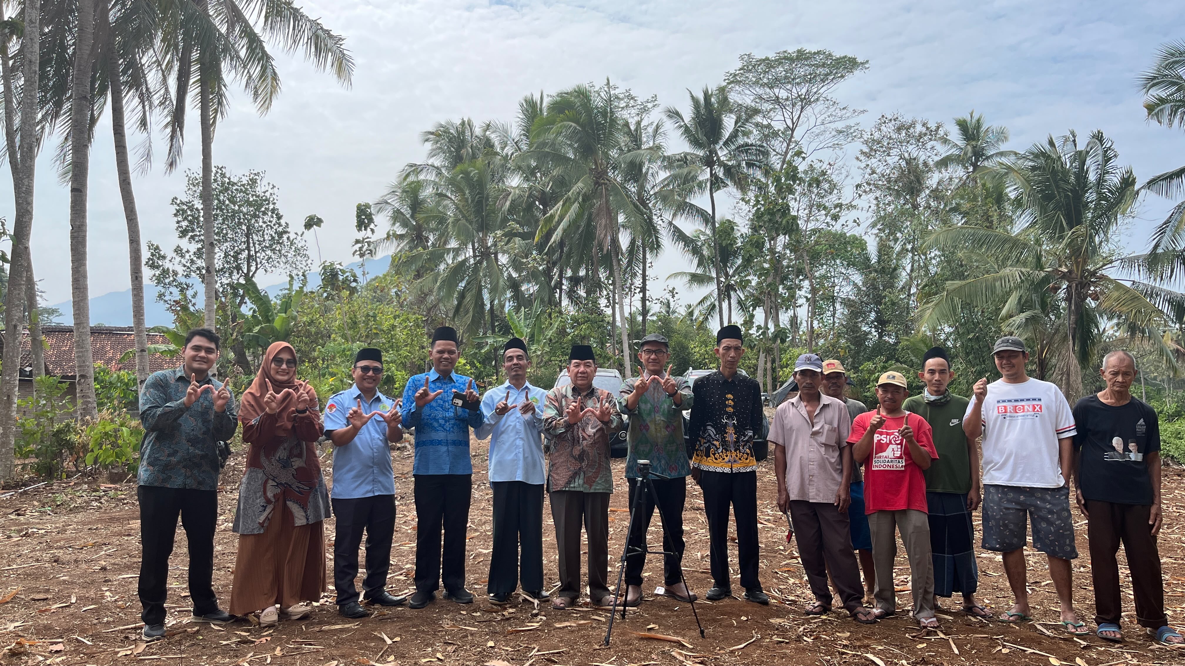 Pengukuran Arah Kiblat di Desa Tempel Rejo